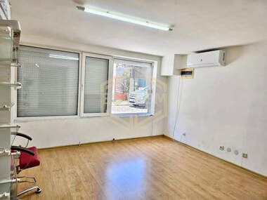 Verkauf - Büro in Ruse,  Ruse