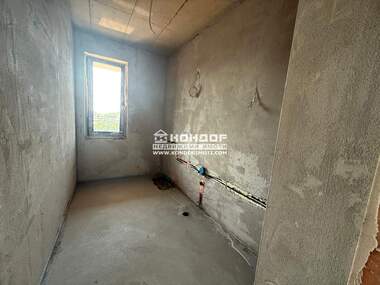 For sale - House in Skutare,  Plovdiv