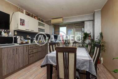 Vânzare - Apartament în Izgrev,  Burgas