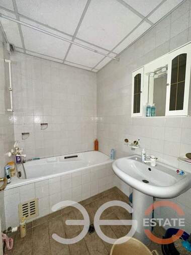 For sale - Apartment in Liatno kino Trakia,  Varna