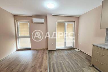 Kira - Apartman olarak Pogrebi,  Varna