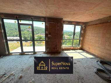 Vânzare - Apartament în Mineralni Bani,  Haskovo