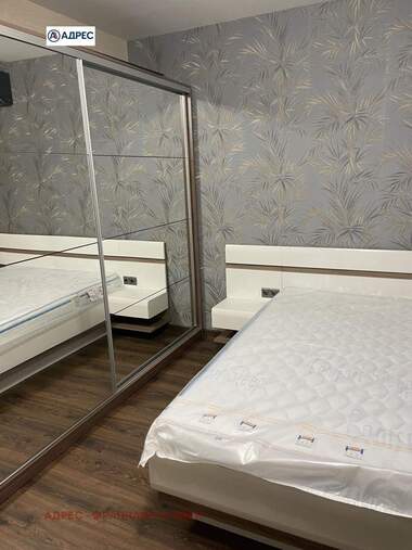 Închiriere - Apartament în Ideal City Center,  Pleven