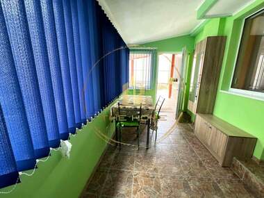 Miete - Haus in Winiza,  Warna