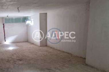 Продажа - Дом в Остромила,  Пловдив
