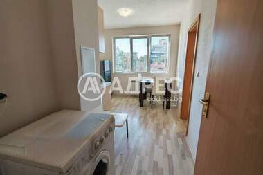 Închiriere - Apartament în Lagera,  Sofia