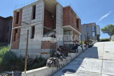 For sale - House in Herakovo,  Sofia Oblast