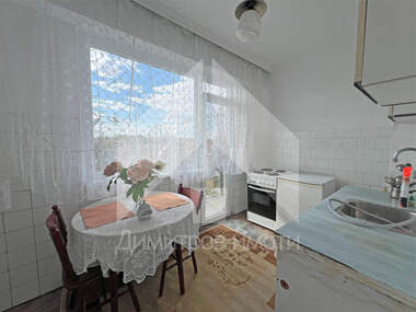 Verkauf - Wohnung in Nowi Pazar,  Schumen
