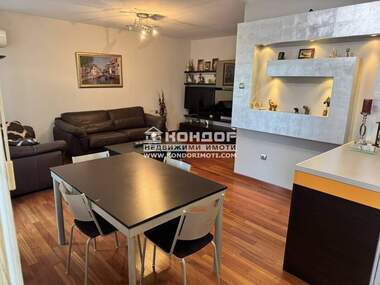 Vânzare - Apartament în Center,  Plovdiv