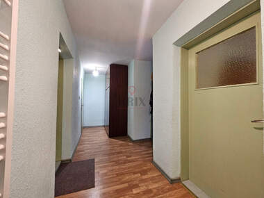 For sale - House in Sredna kula,  Ruse