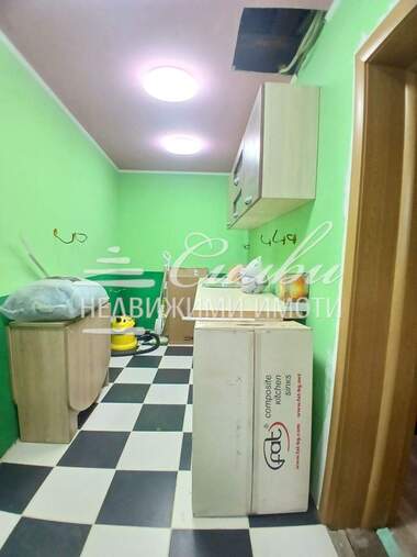 For sale - House in Dobrudjanski,  Shumen