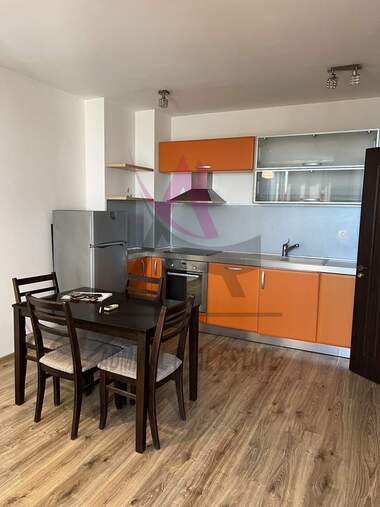 Închiriere - Apartament în Văzrajdane 1,  Varna