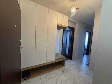 Închiriere - Apartament în Slaveîkov,  Burgas