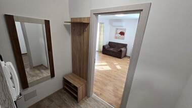 Închiriere - Apartament în Lazur,  Burgas