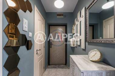 Vânzare - Apartament în Center,  Varna