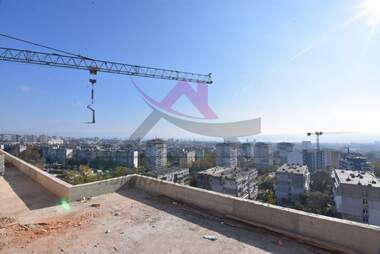 Продажба - Апартамент в Изгрев,  Варна