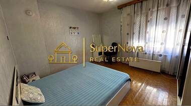 Vânzare - Apartament în Mladejki hălm,  Haskovo