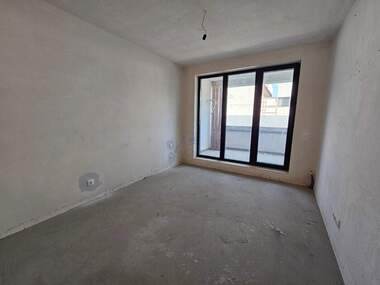 Verkauf - Wohnung in Zona B-5,  Sovia