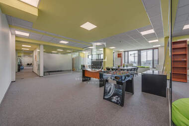 Miete - Büro in Hladilnika,  Sovia