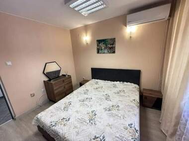 Închiriere - Apartament în Mladejki hălm,  Plovdiv