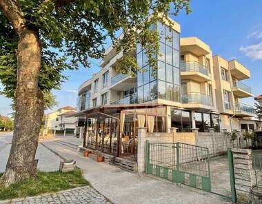 Satış - Apartman olarak Balçik,  Dobriç