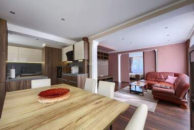 For sale - House in Vladaia,  Sofia