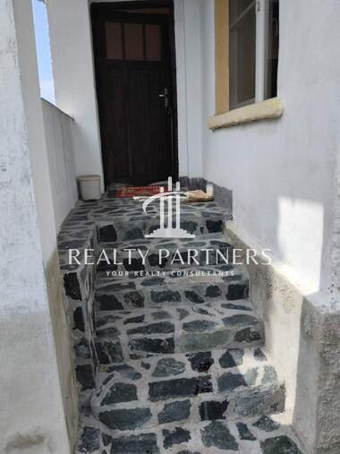 Продажба - Къща в Долни Раковец,  Перник
