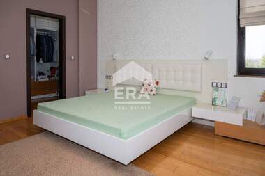 For sale - House in Stamboliyski,  Haskovo