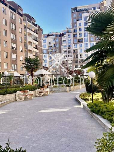 Miete - Wohnung in Zentar,  Burgas