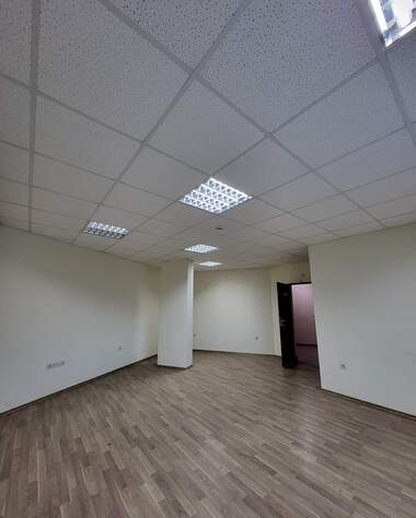 Продажа - Офис/Салон красоты/Стоматологический кабинет в Идеален център,  Пазарџик