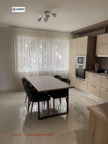 Închiriere - Apartament în Ideal City Center,  Pleven