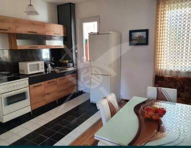 Kira - Apartman olarak Iujen,  Plovdiv