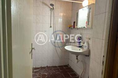 Vânzare - Apartament în Avtogara,  Varna