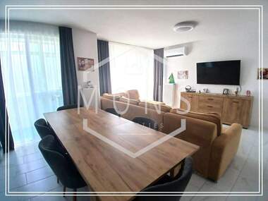 Продажа - Квартира в Севлиево,  Габрово