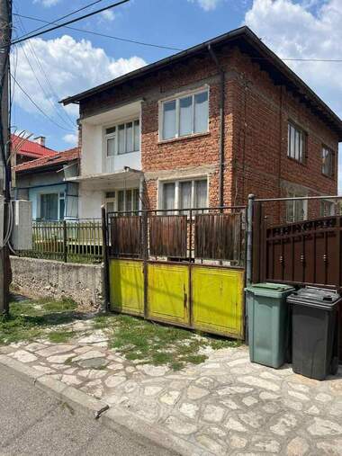 Продажба - Къща в Разлог,  Благоевград