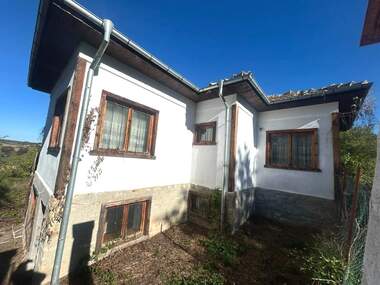 Verkauf - Haus in Dolez,  Targowishte
