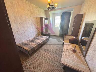 Închiriere - Apartament în Center,  Varna