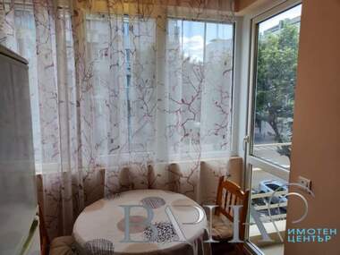For rent - Apartment in Sportna zala,  Varna