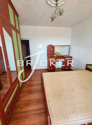 Închiriere - Apartament în Văzrojdenți,  Kărdjali