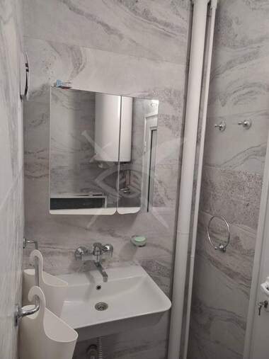 Închiriere - Apartament în Trakia,  Plovdiv