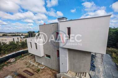 For sale - House in Trakata,  Varna