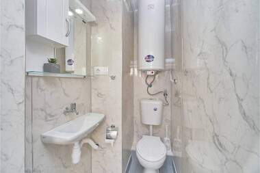 Închiriere - Apartament în Vladislavovo,  Varna