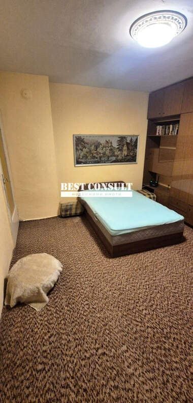 Miete - Wohnung in Rodina 1,  Ruse