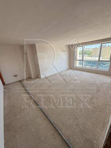 For sale - Apartment in Kiuchuk Parij,  Plovdiv