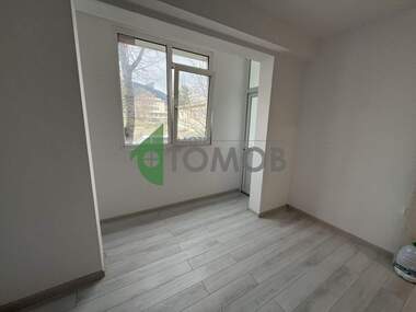 Продажба - Апартамент в Център,  Шумен