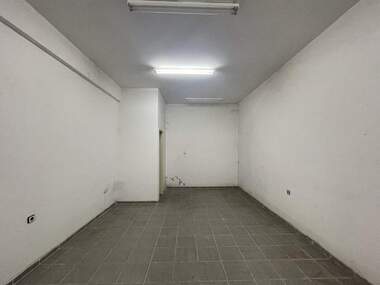 Închiriere - Magazin/Birou/Depozit în Wider Center,  Ruse