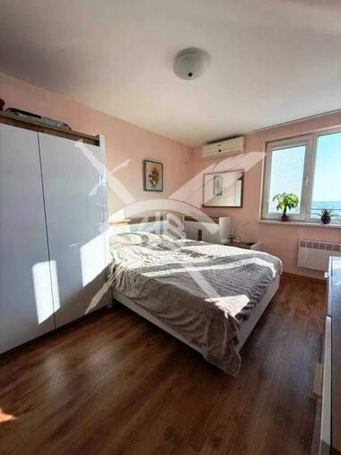 Vânzare - Apartament în Elenite,  Burgas