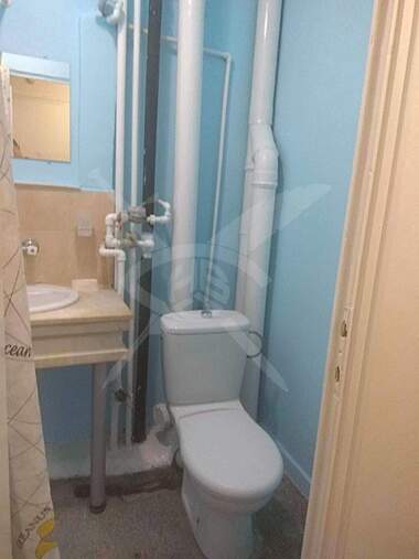 Închiriere - Apartament în Levski,  Varna