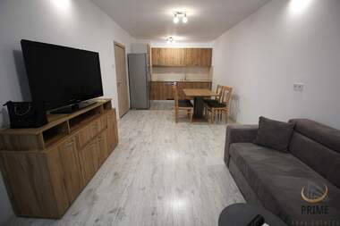 Închiriere - Apartament în Slaveîkov,  Burgas