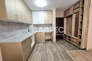 Kira - Apartman olarak Pogrebi,  Varna